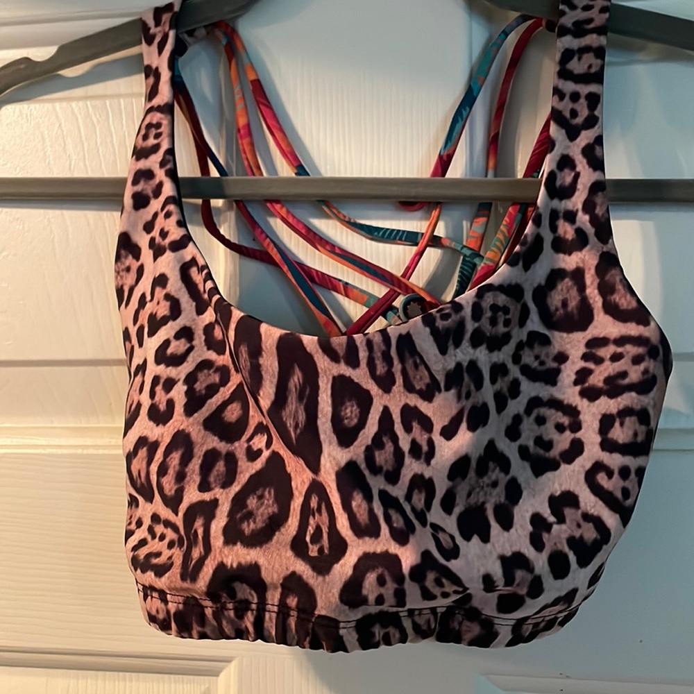 Onzie leopard sports bra